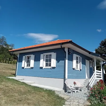 別荘 Vikendica Masa Blu Šljivovica